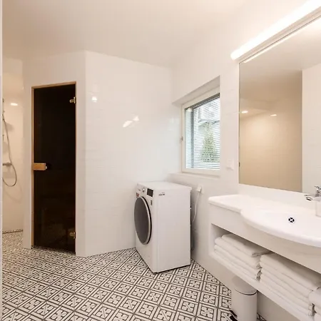 Tallinn Apartment Hotel Villa * Tallinn