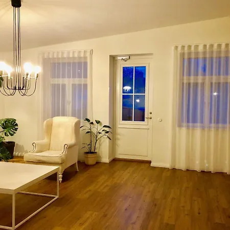 Tallinn Apartment Hotel Villa *